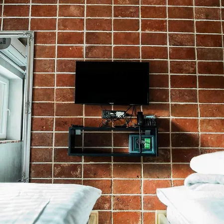 Jurkos Hotel *