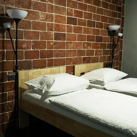 Jurkos Hotel *