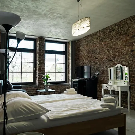 Jurkos Hotel *