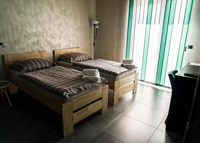Jurkos Hotell *
