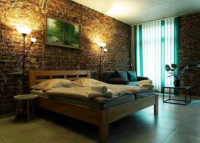 Jurkos Hotell *